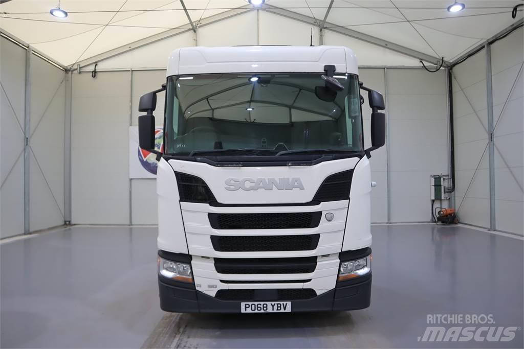 Scania R450 Sattelzugmaschinen