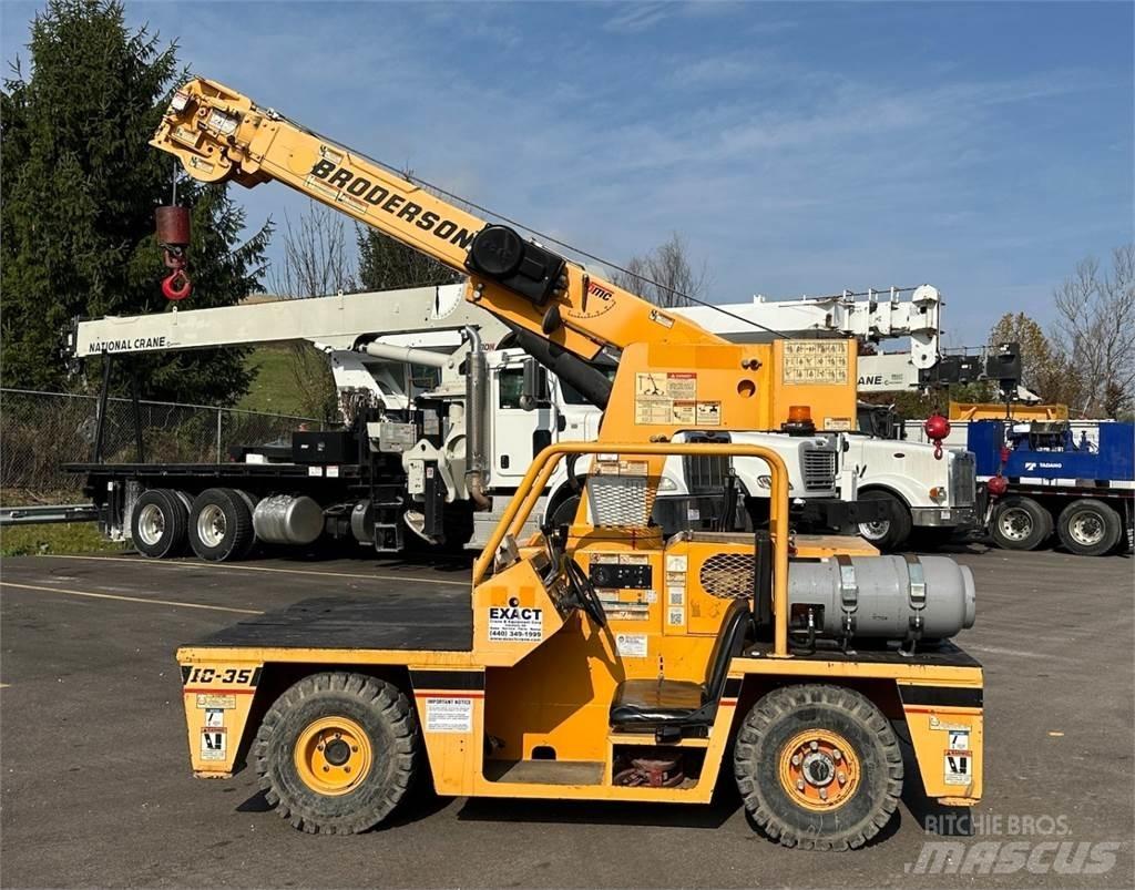 Broderson IC-35-2F Ruwterrein kranen