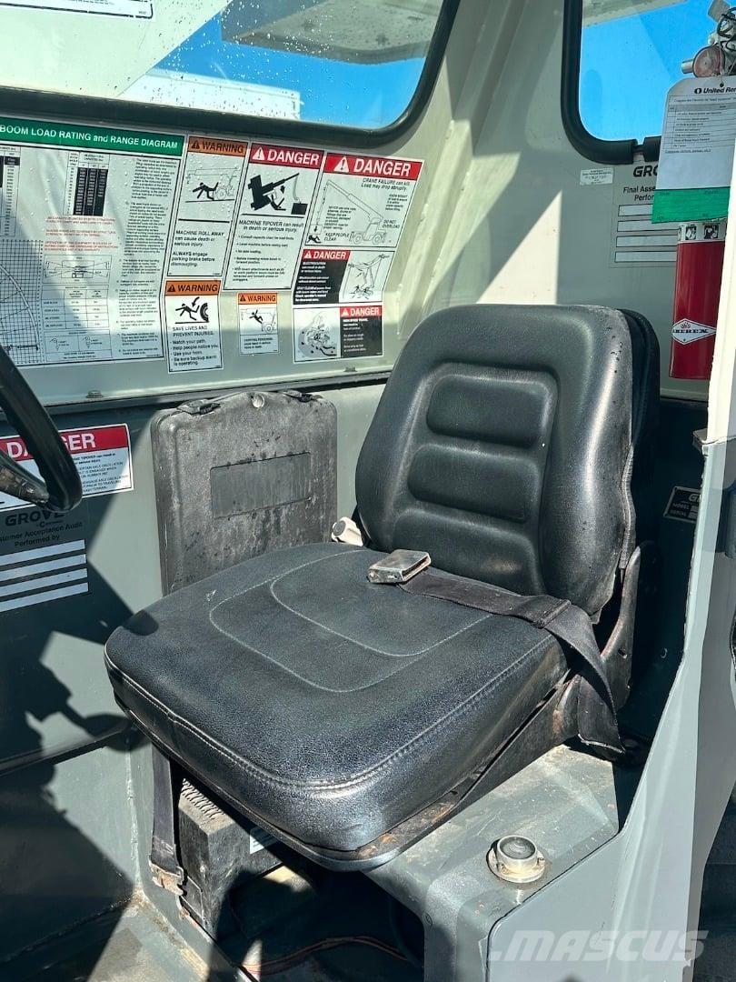 Grove YB5515 Ruwterrein kranen