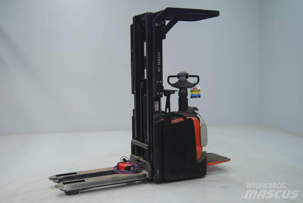 Toyota SPE120L Deichselstapler