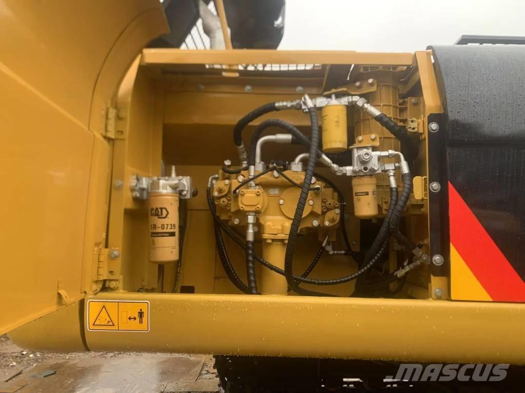 CAT 329 D Raupenbagger