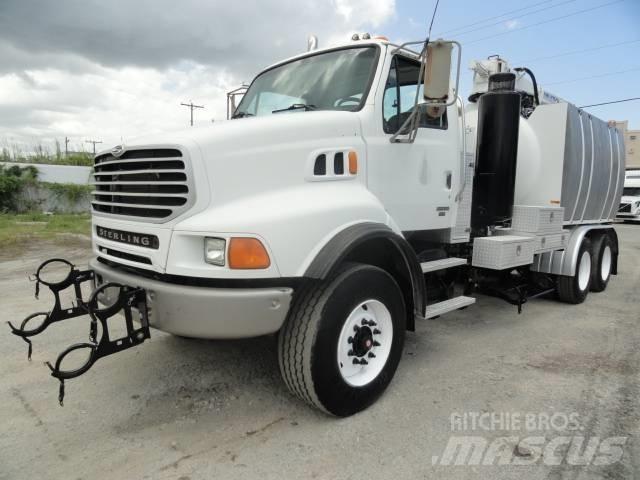 Sterling LT 9500 Saug- und Druckwagen