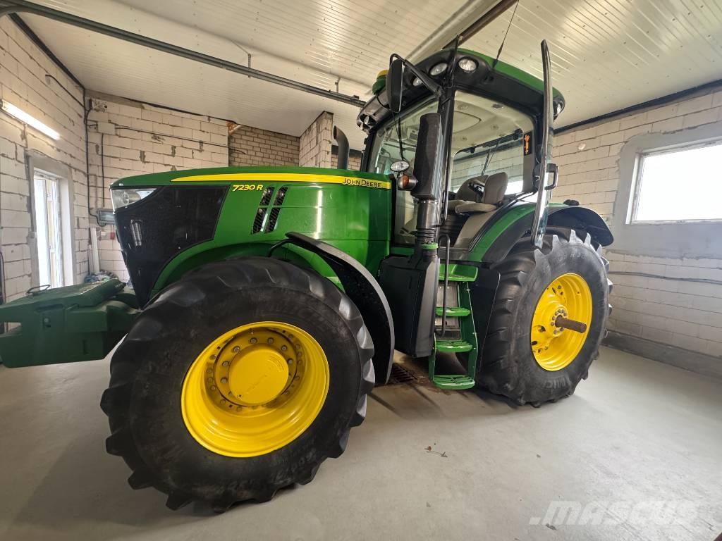 John Deere 7230 R Traktoren