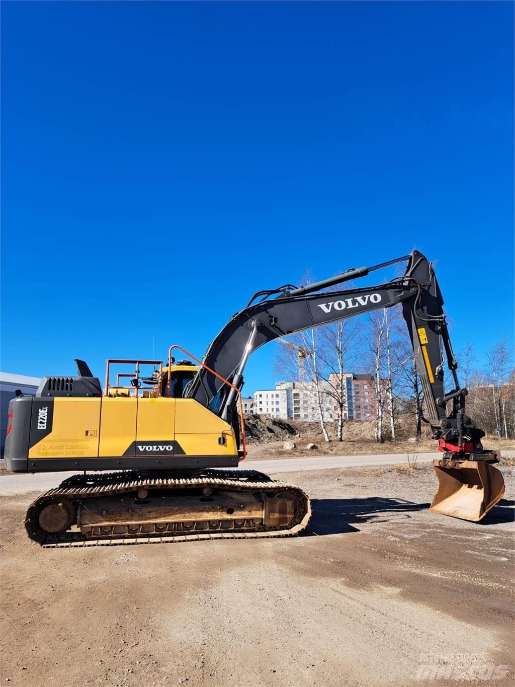 Volvo EC220EL Raupenbagger