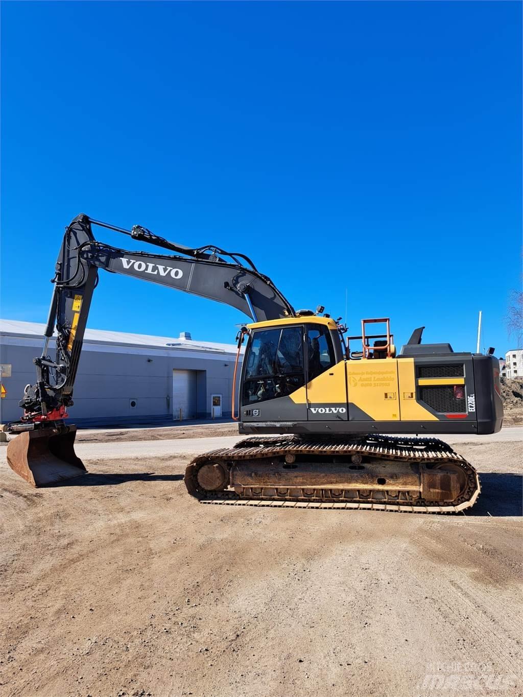 Volvo EC220EL Raupenbagger