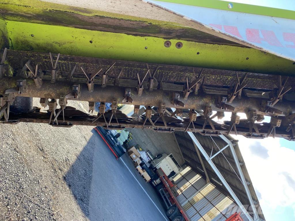 CLAAS DISCO 3050 Gezogene und selbstfahrende Mäher