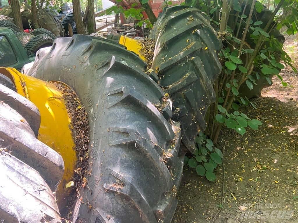 John Deere 4650 Traktoren