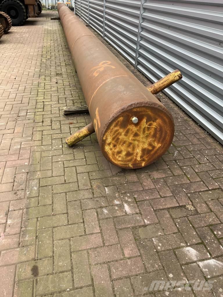  Spud leg 15 meter Schwimmbagger