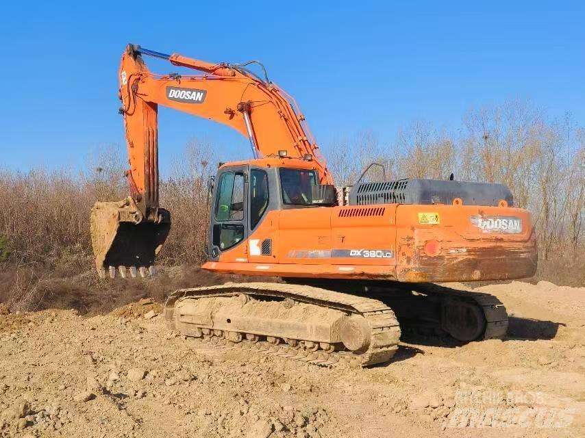 Doosan DX 380 LC Raupenbagger
