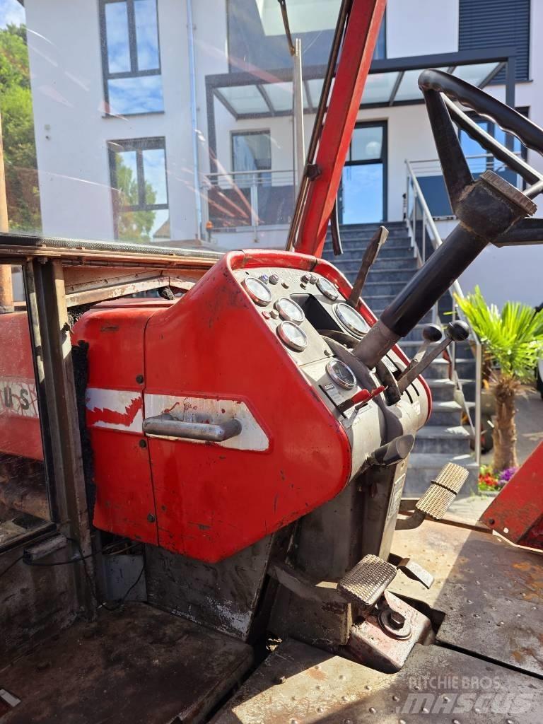 Massey Ferguson 1080 Traktoren