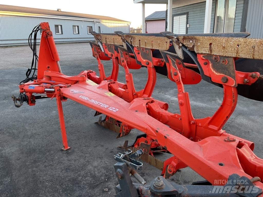 Kuhn Vari-Master 122 Wendepflüge
