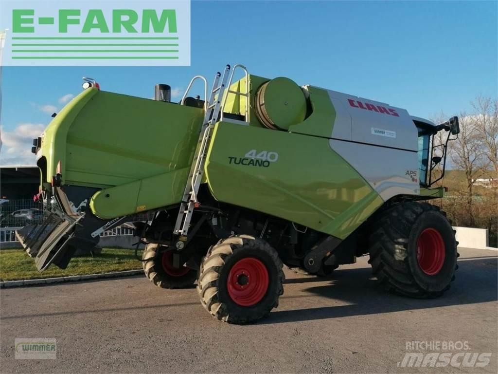 CLAAS tucano 440 Mähdrescher