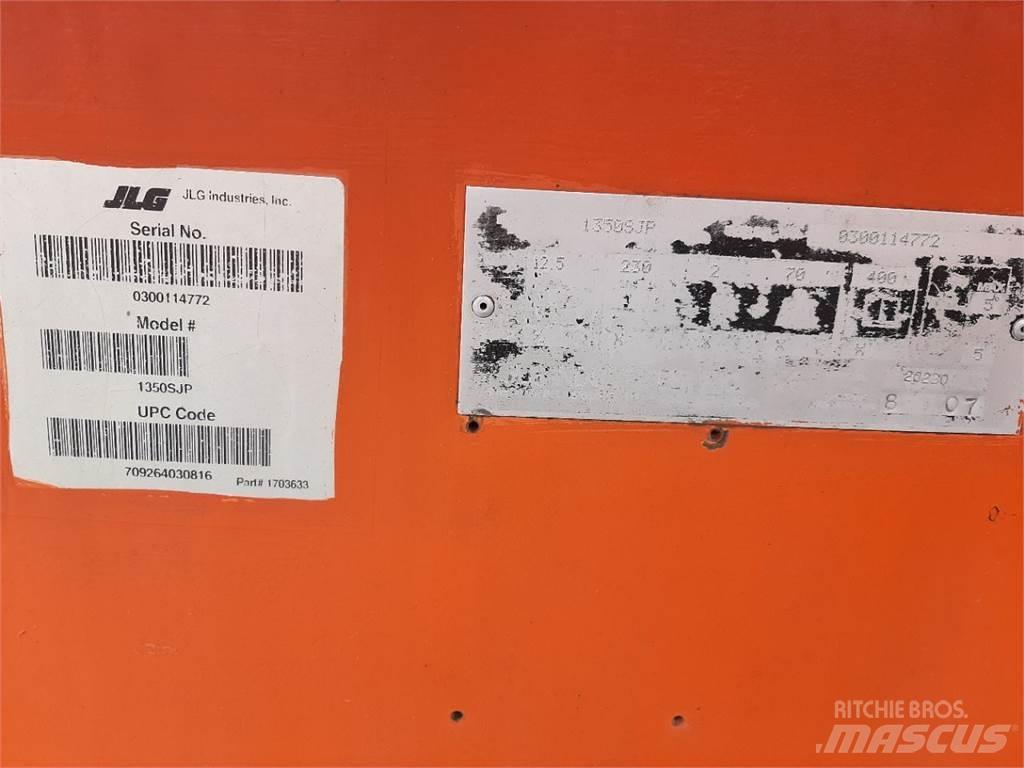 JLG 1350SJP Teleskopbühnen