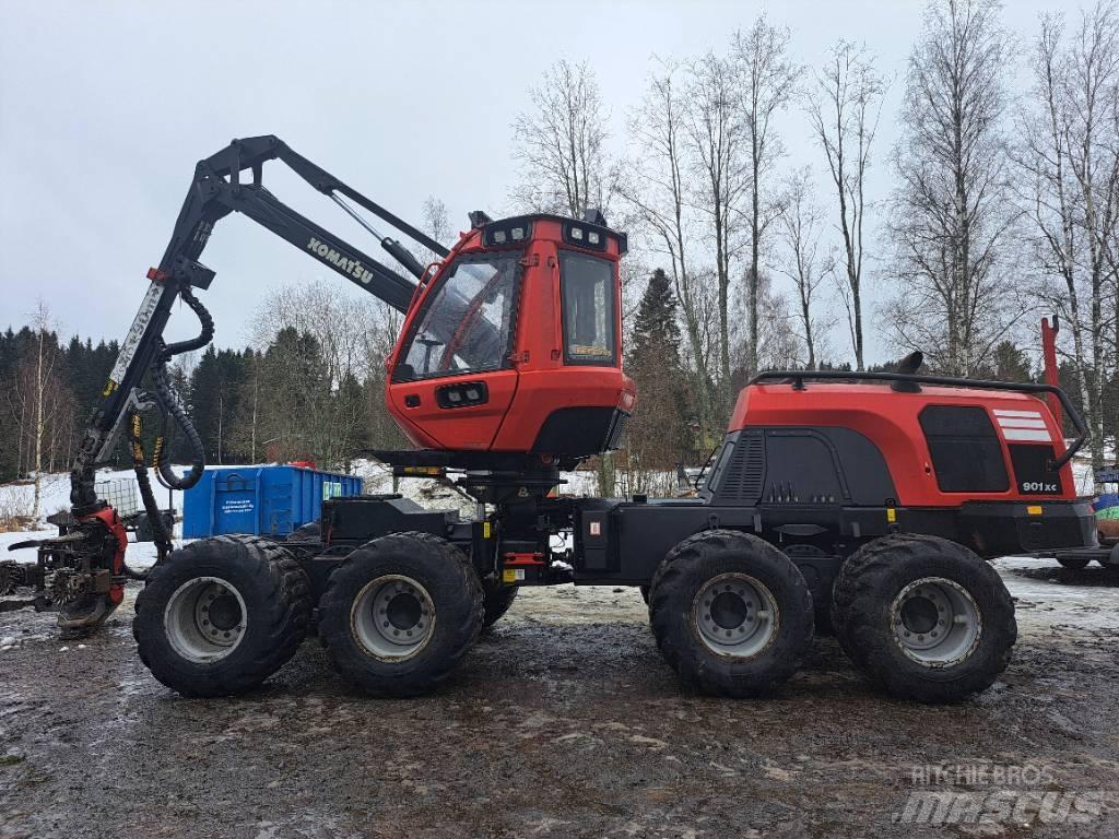 Komatsu 901 XC Harvester