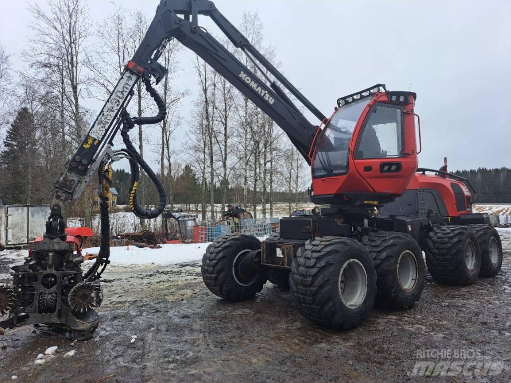 Komatsu 901 XC Harvester