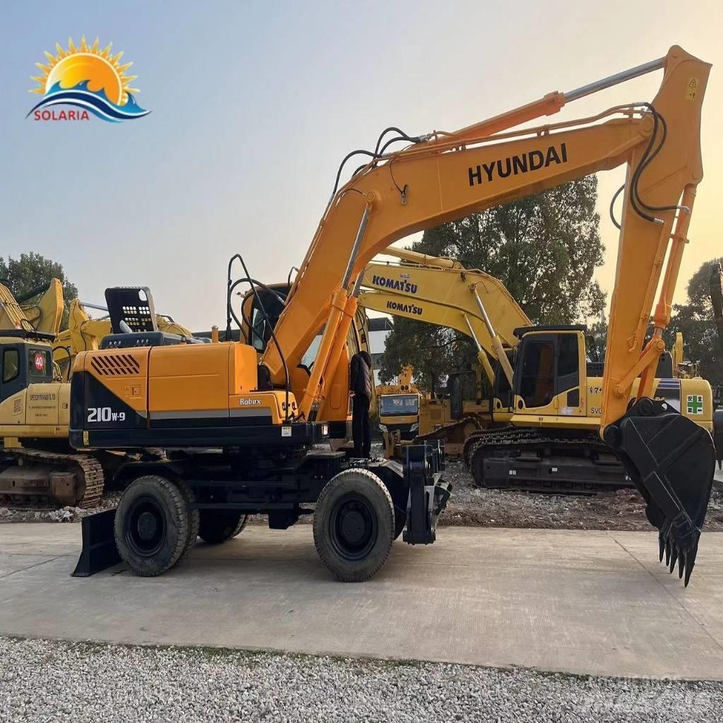 Hyundai R210W-9 Mobilbagger