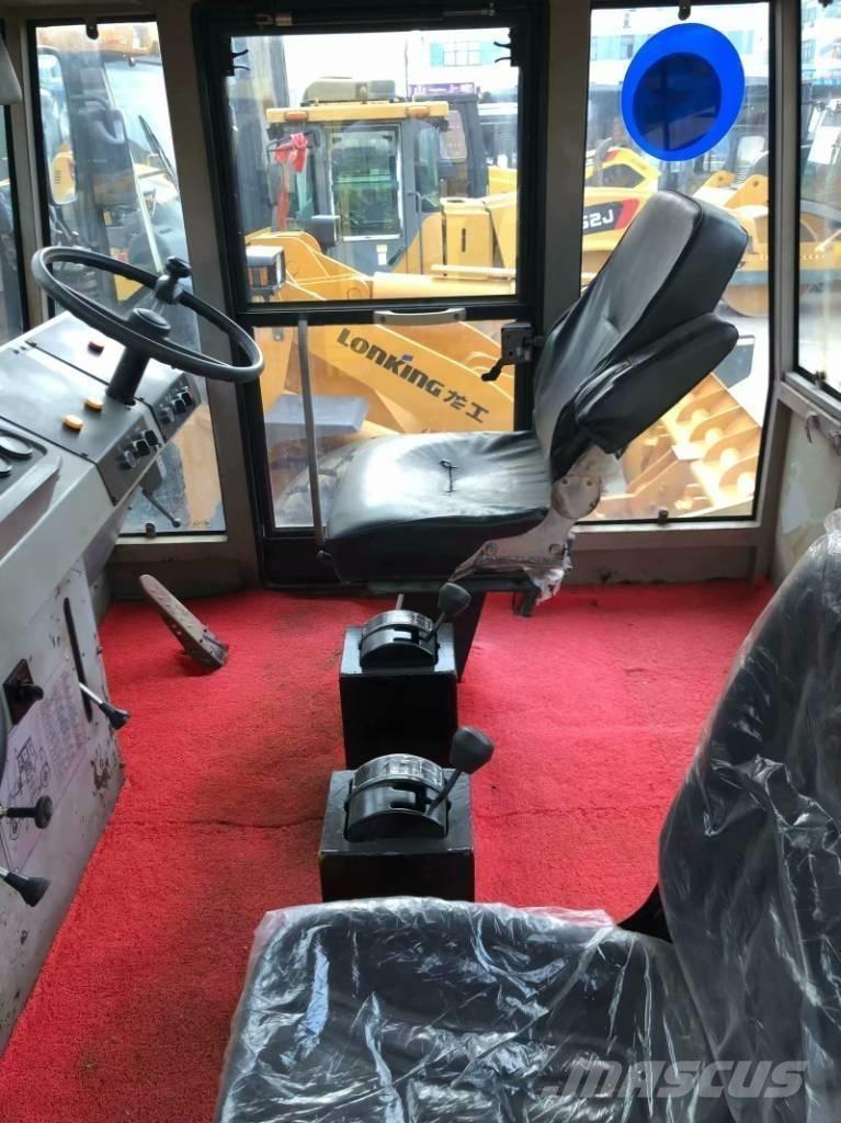 XCMG XP301 Gummiradwalzen