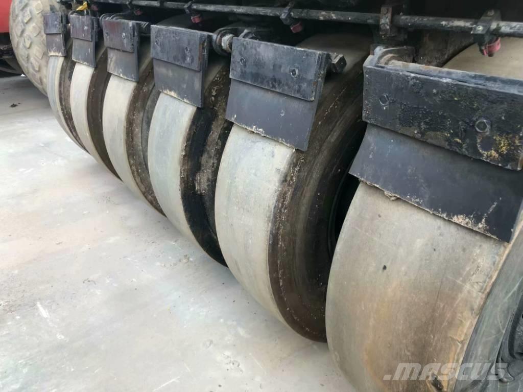 XCMG XP301 Gummiradwalzen