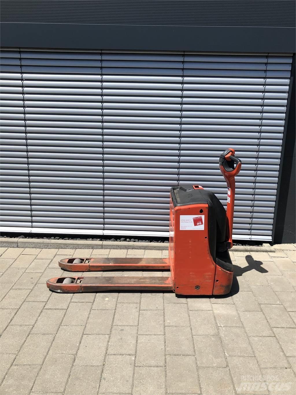 Linde T16 Niedergabelstapler
