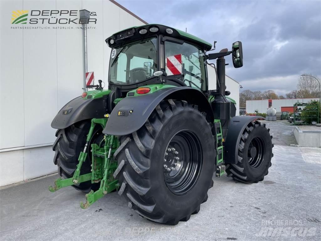 John Deere 6250R Traktoren