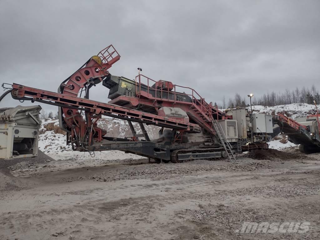 Sandvik UH 450 E Mobile Brecher