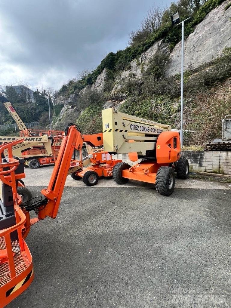 JLG AJ450 Gelenkteleskoparbeitsbühnen