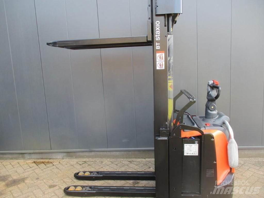 Toyota SPE 160L Deichselstapler