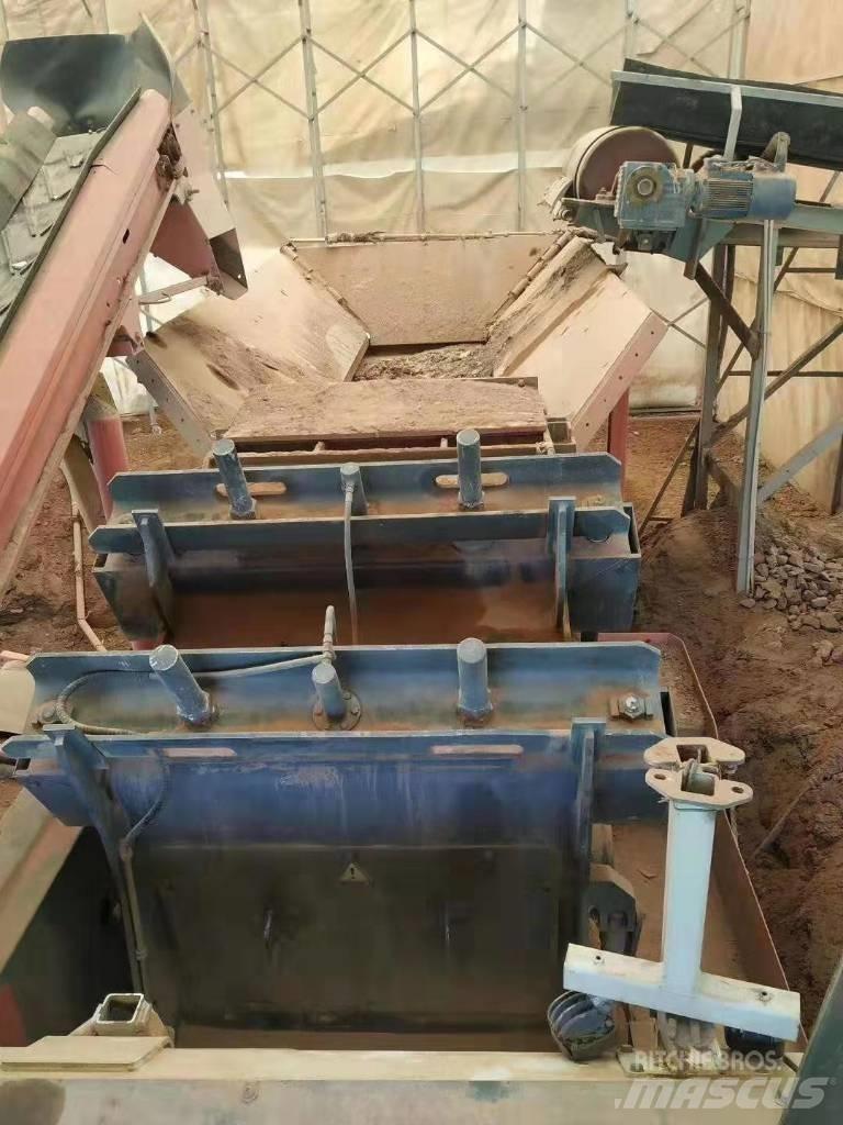 Sandvik QA 340 Sieb- und Brechanlagen