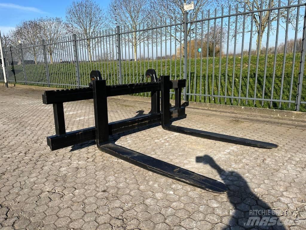 Volvo L90H Forks NEW Gabeln