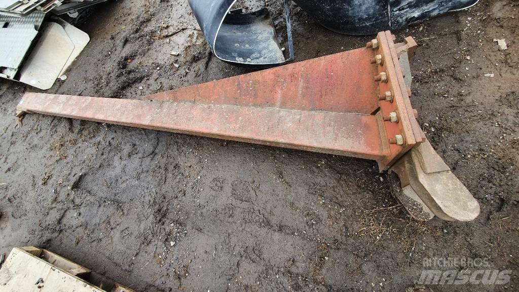  JIB  LIFTING BOOM Fahrwerke und Ketten