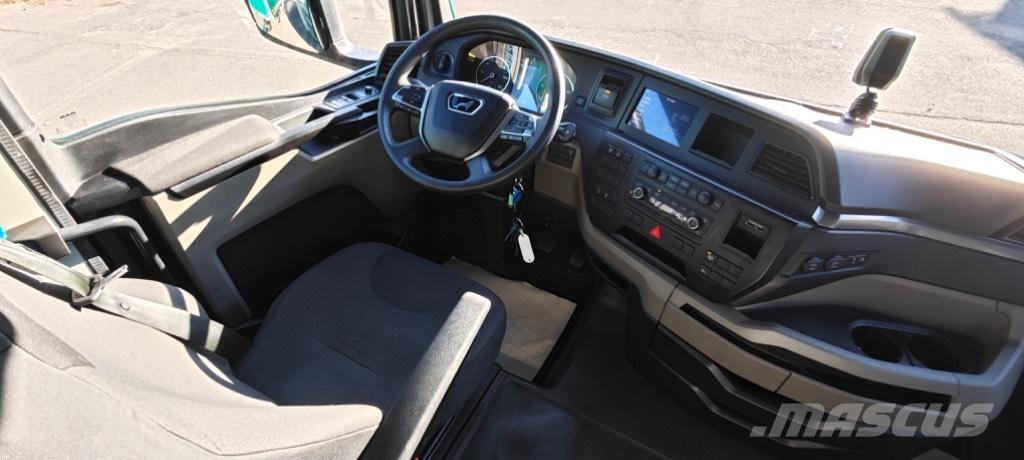 MAN TGX 18.470 Pritsche & Plane