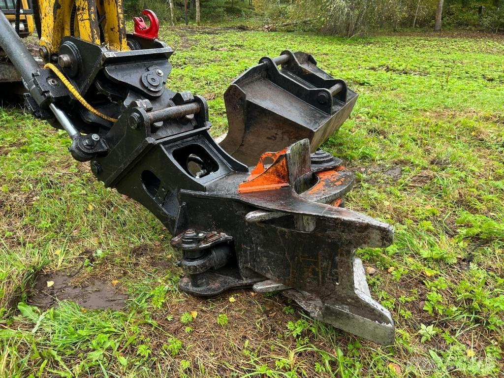 Komatsu PC138US-11 Raupenbagger