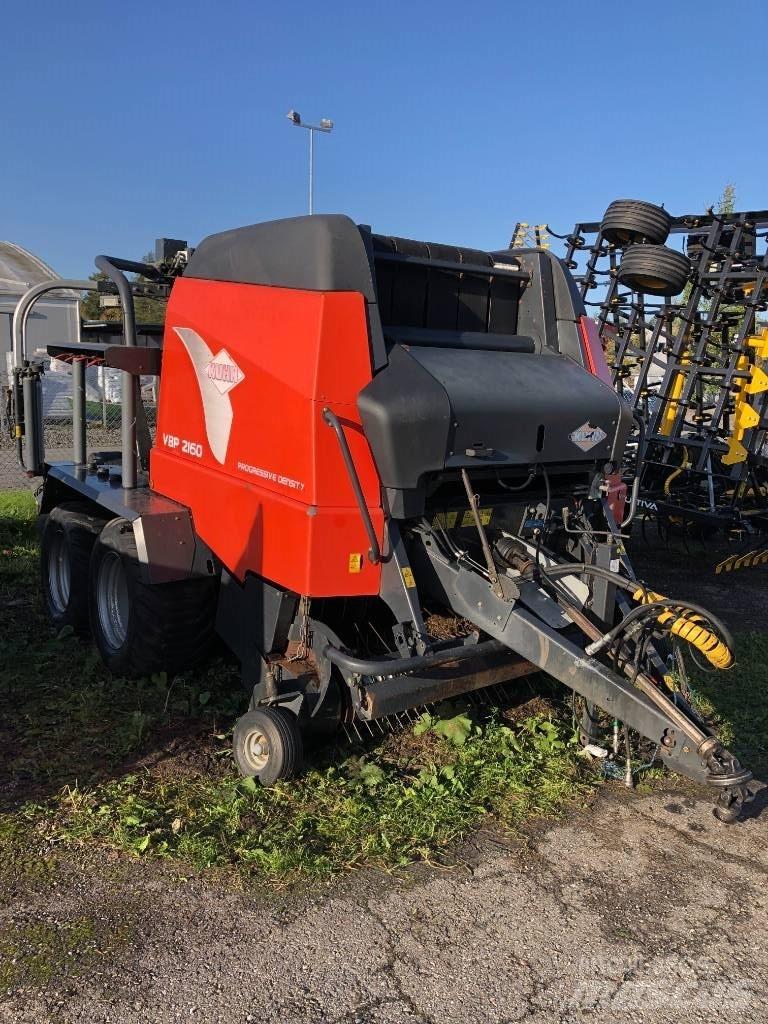 Kuhn 2160 VBP Rundballenpressen