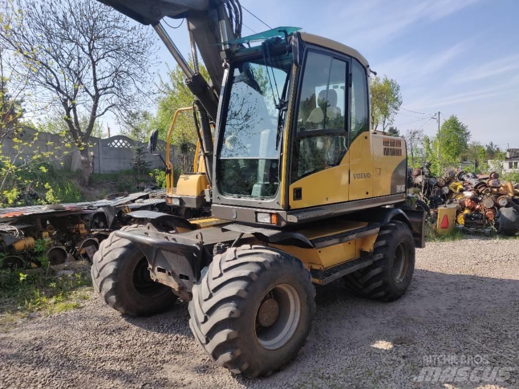 Volvo EW 140 C Mobilbagger