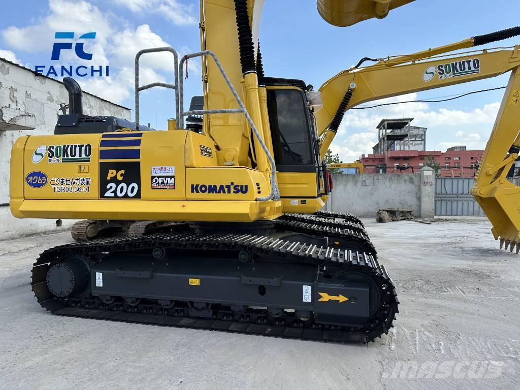 Komatsu PC 200-8 Raupenbagger