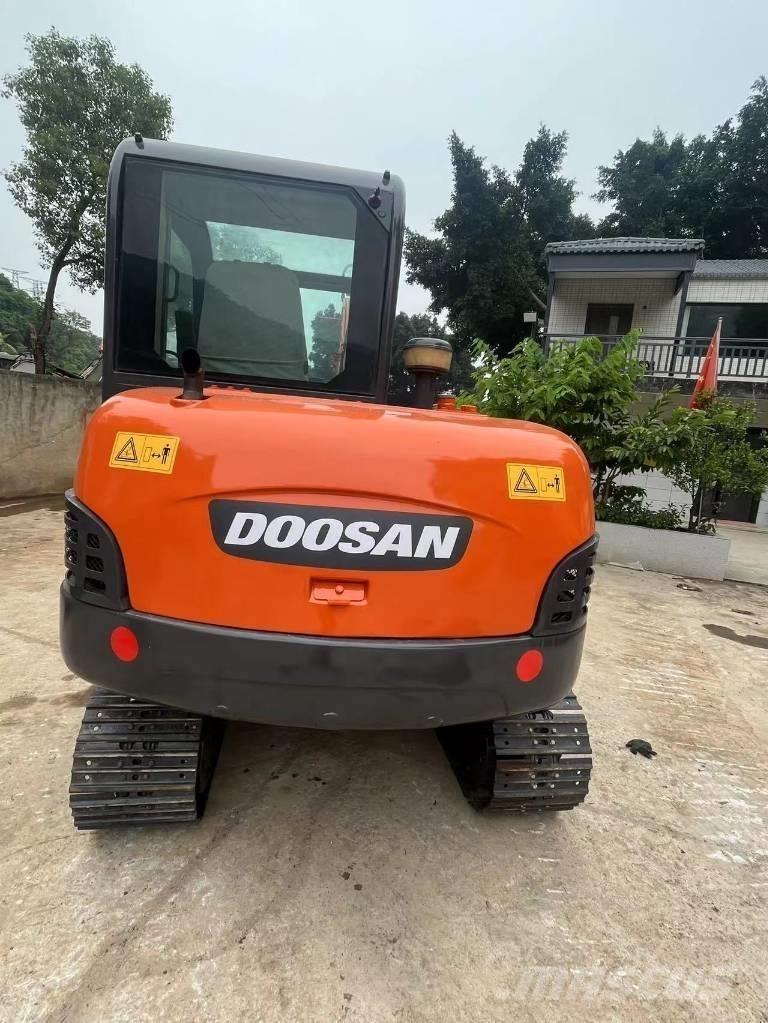 Doosan DH 60-7 Minibagger < 7t
