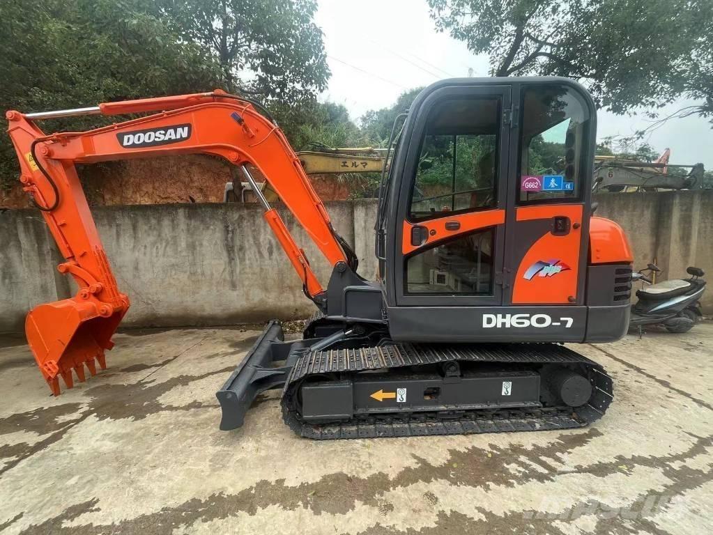 Doosan DH 60-7 Minibagger < 7t