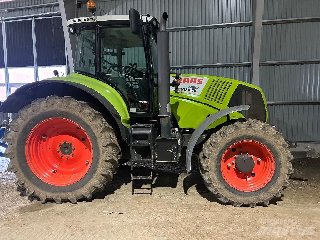 CLAAS 820 Traktoren