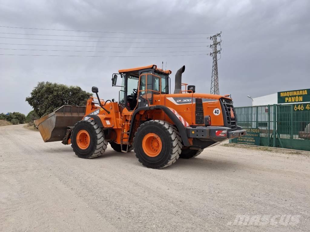 Doosan DL 300-5 Radlader