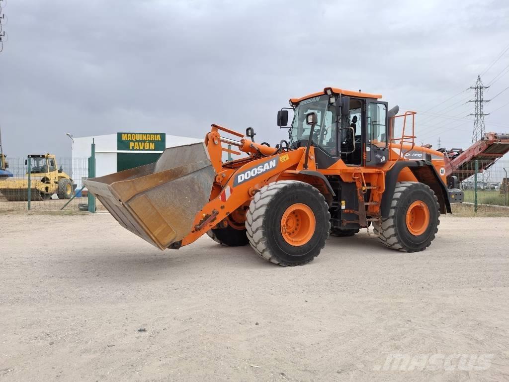 Doosan DL 300-5 Radlader