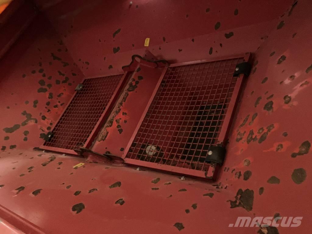 Bredal B2XL Düngemittelverteiler