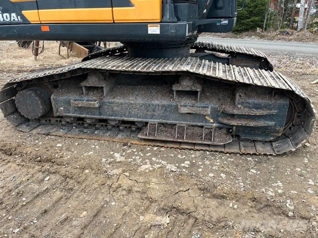 Hyundai HX 140 AL Raupenbagger