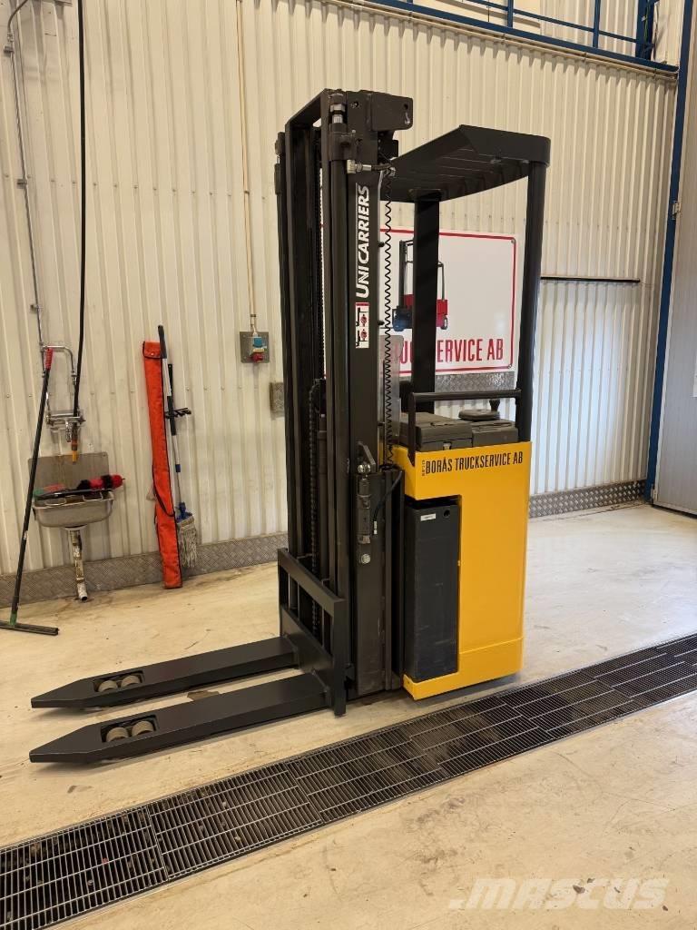 Atlet truck AJN 160 Zelfrijdende stapelaars