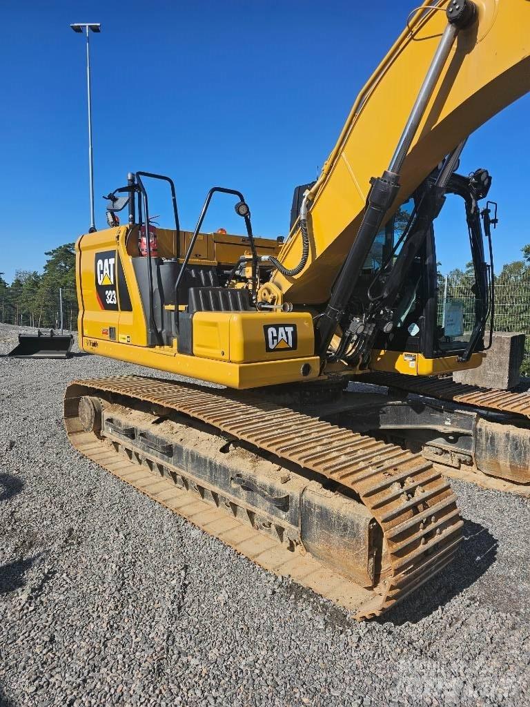 CAT 323 Raupenbagger