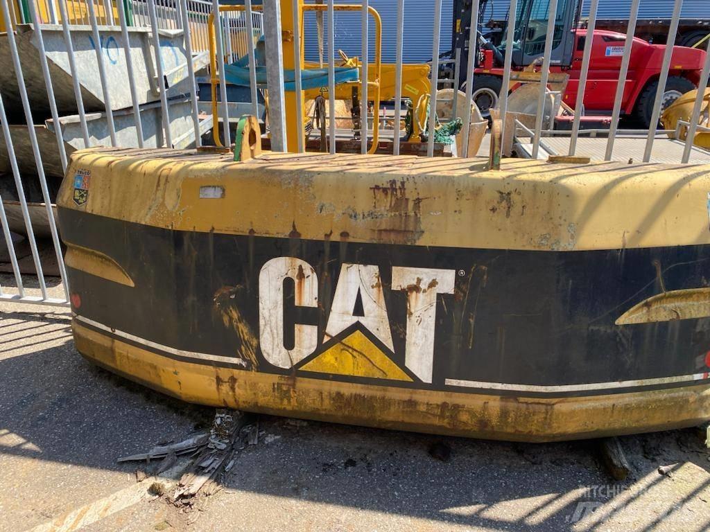 CAT 320, 320B, 320BL Chassis