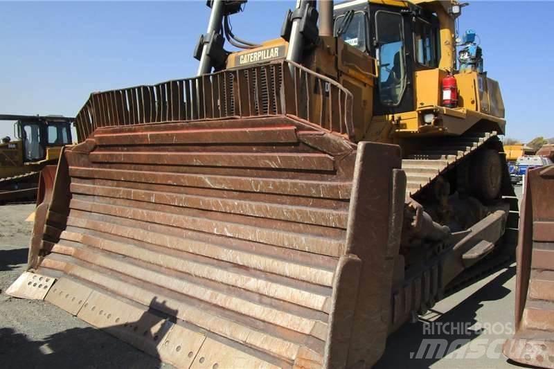 CAT D9R Bulldozer
