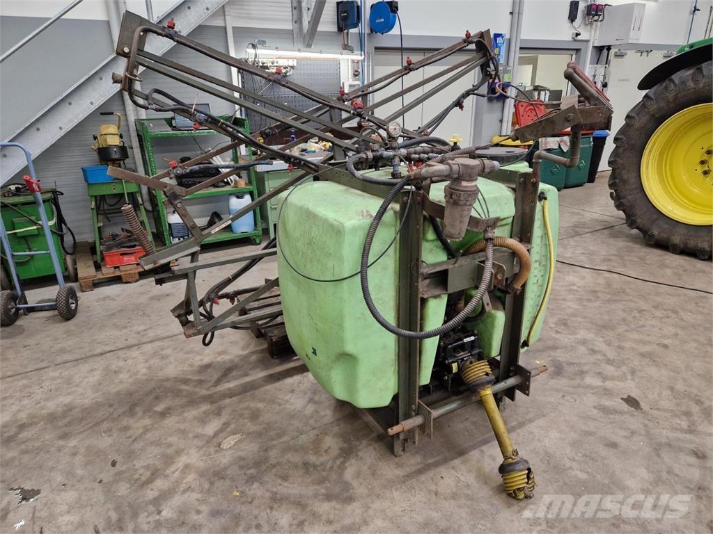 Tecnoma 800 Liter Anhängespritzen