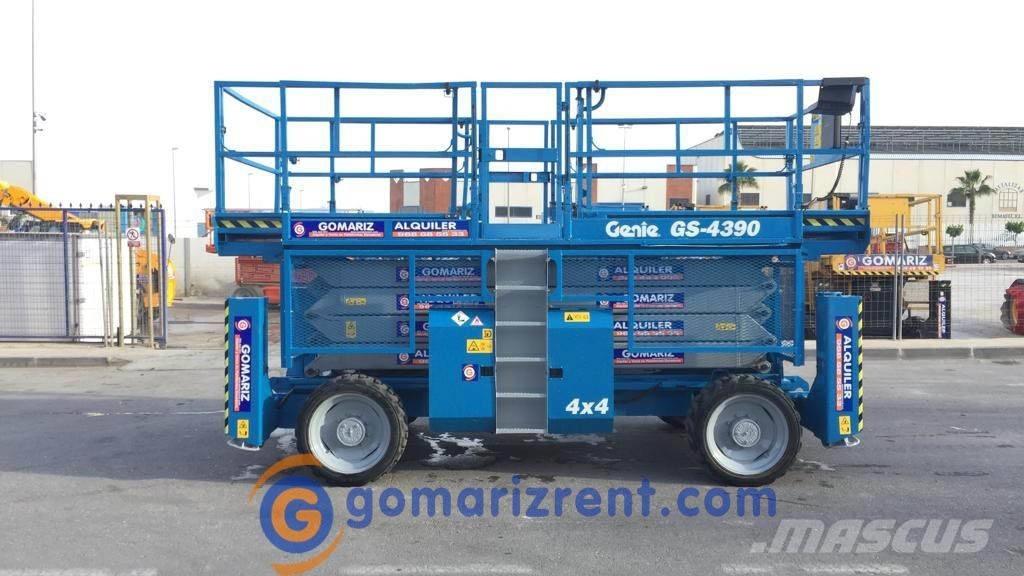 Genie GS 4390 Scheren-Arbeitsbühnen