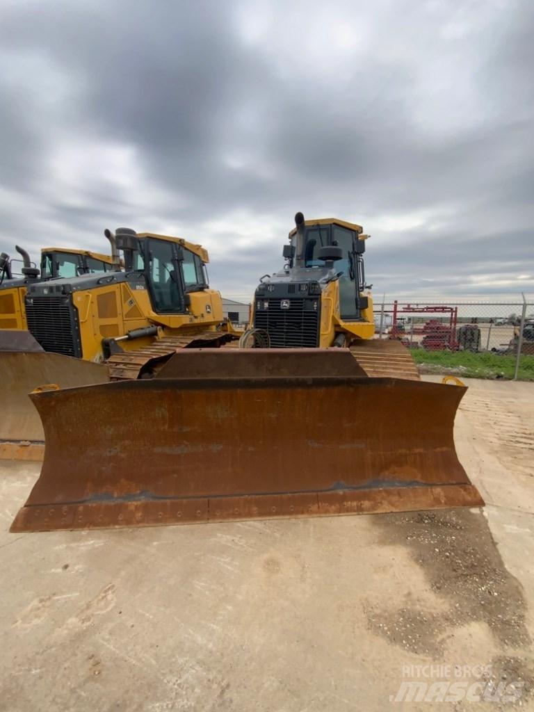 DEERE 750K Bulldozer