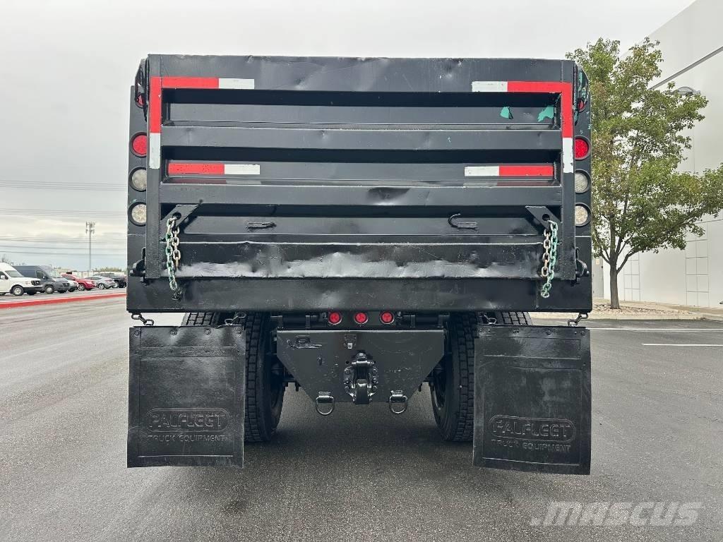 Peterbilt 337 Kipper